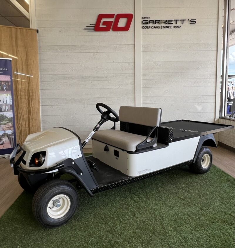 2024 Cushman Shuttle Flat Bed Gas/White