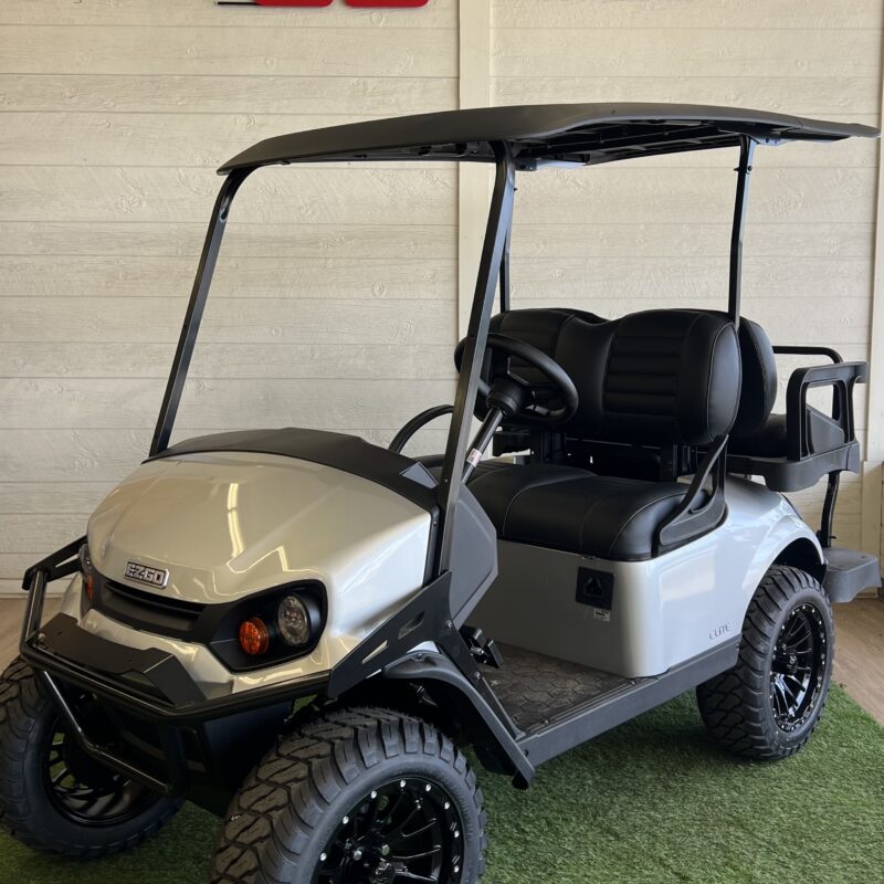 2024 EZGO Express 4 Elite/Platinum Silver