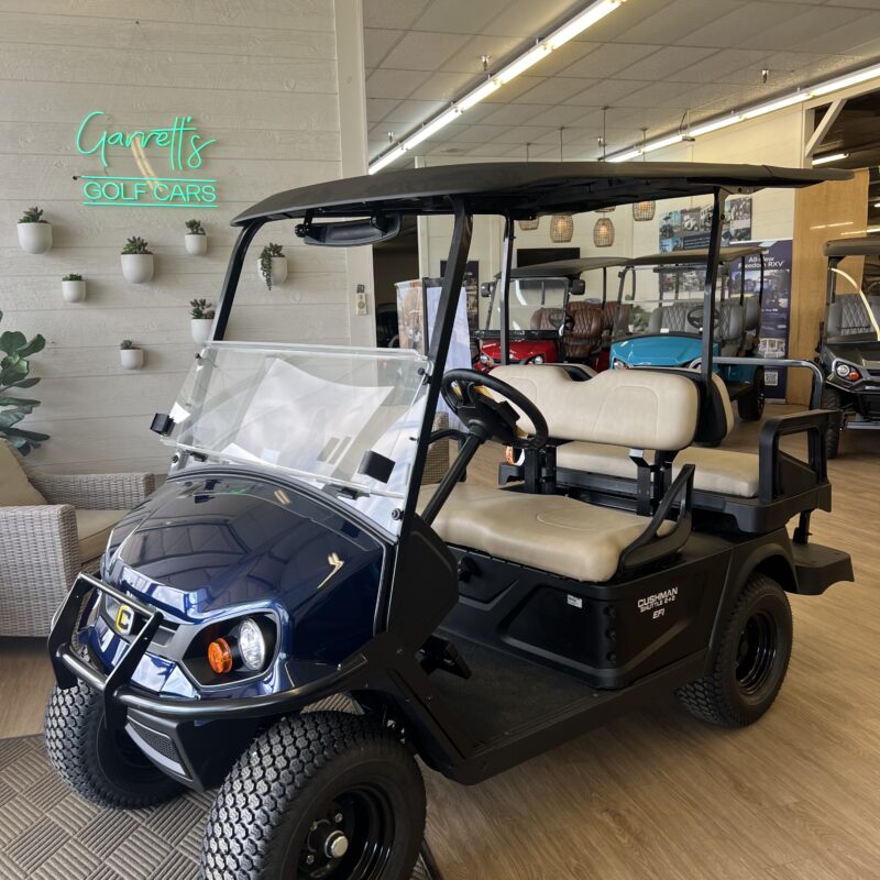 2024 Cushman Shuttle 2+2 EFI Gas/Patriot Blue  (can be ordered)