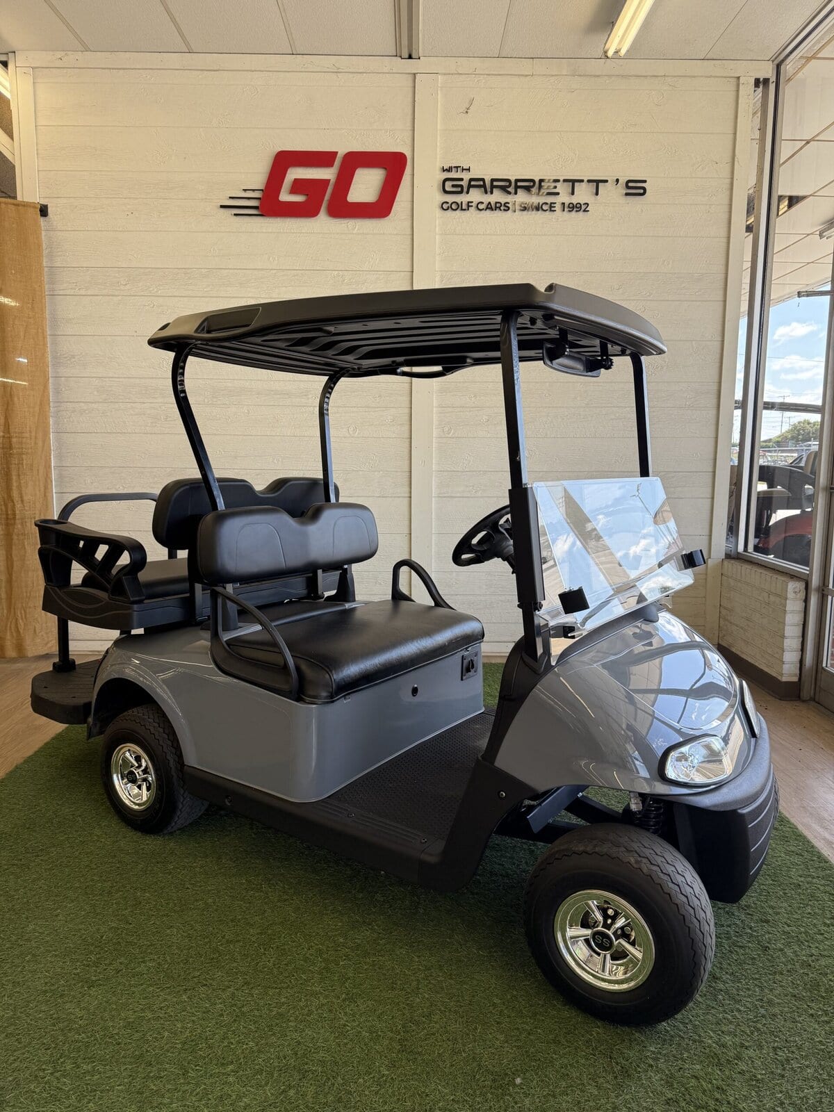 #43 - E-Z-GO Slate Grey RXV ELiTE (New Lithium Battery)