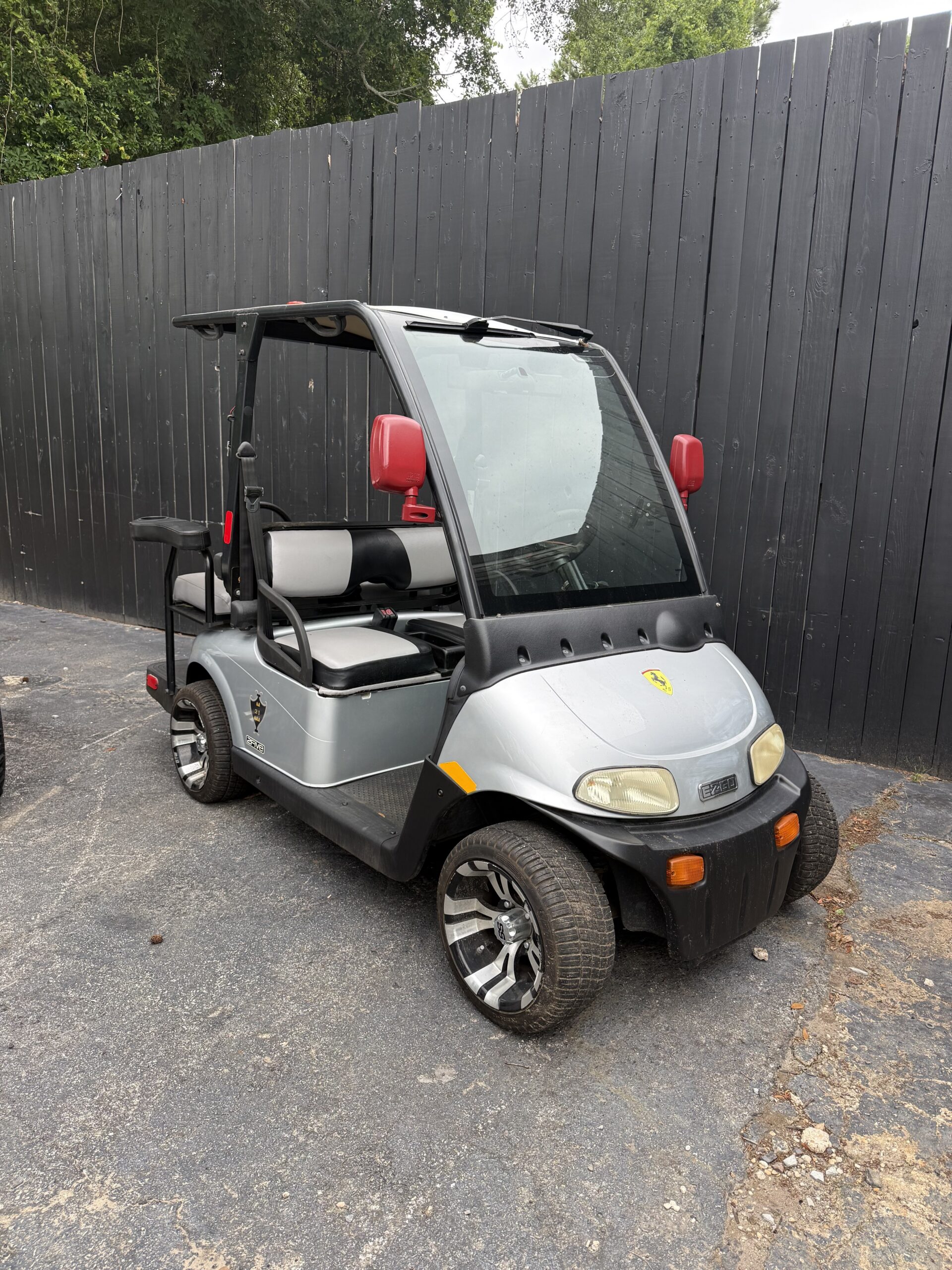 #304 – 2013 Grey E-Z-GO 2Five LSV